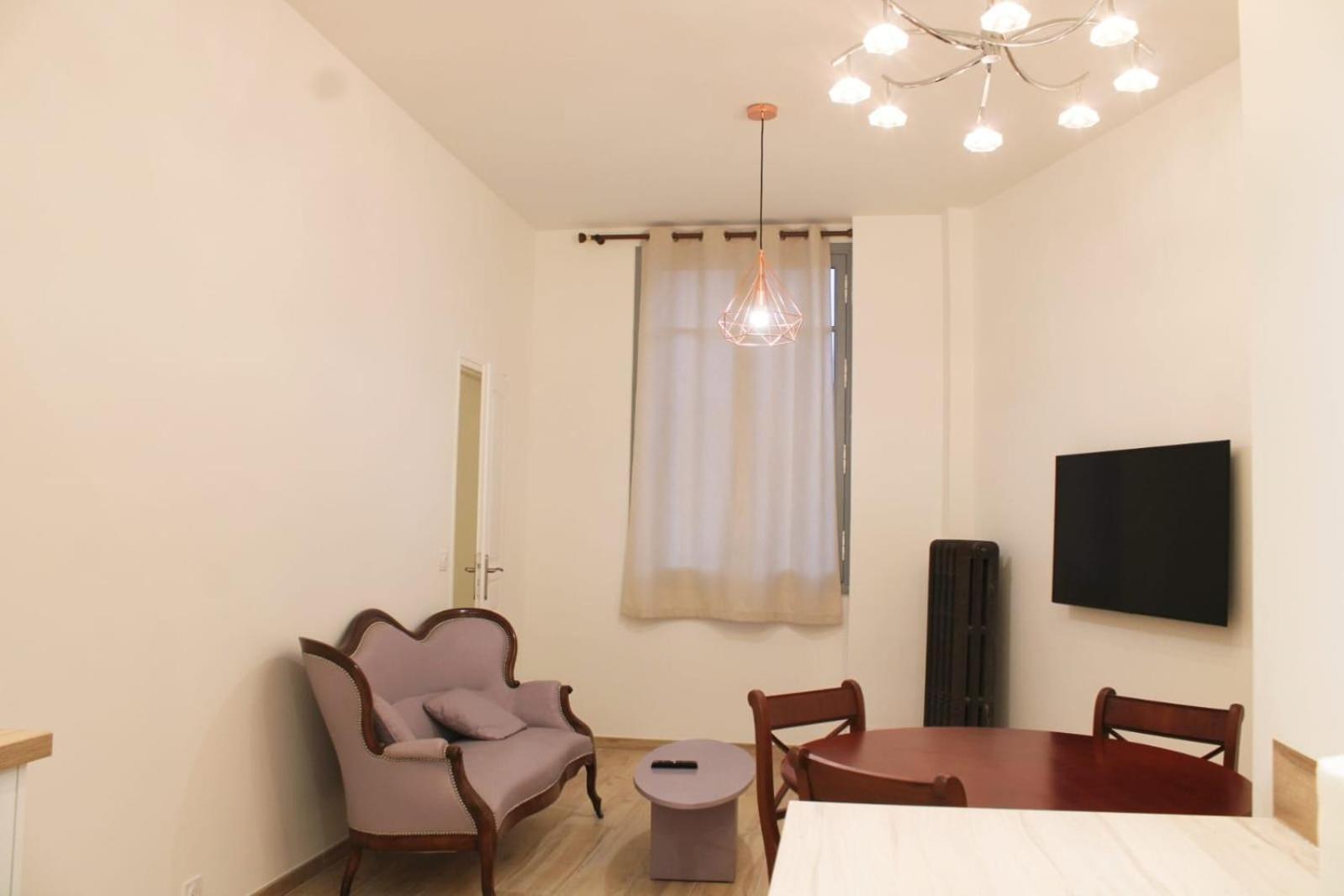 Versailles Direct Royal 4 Pers Apartment Екстериор снимка