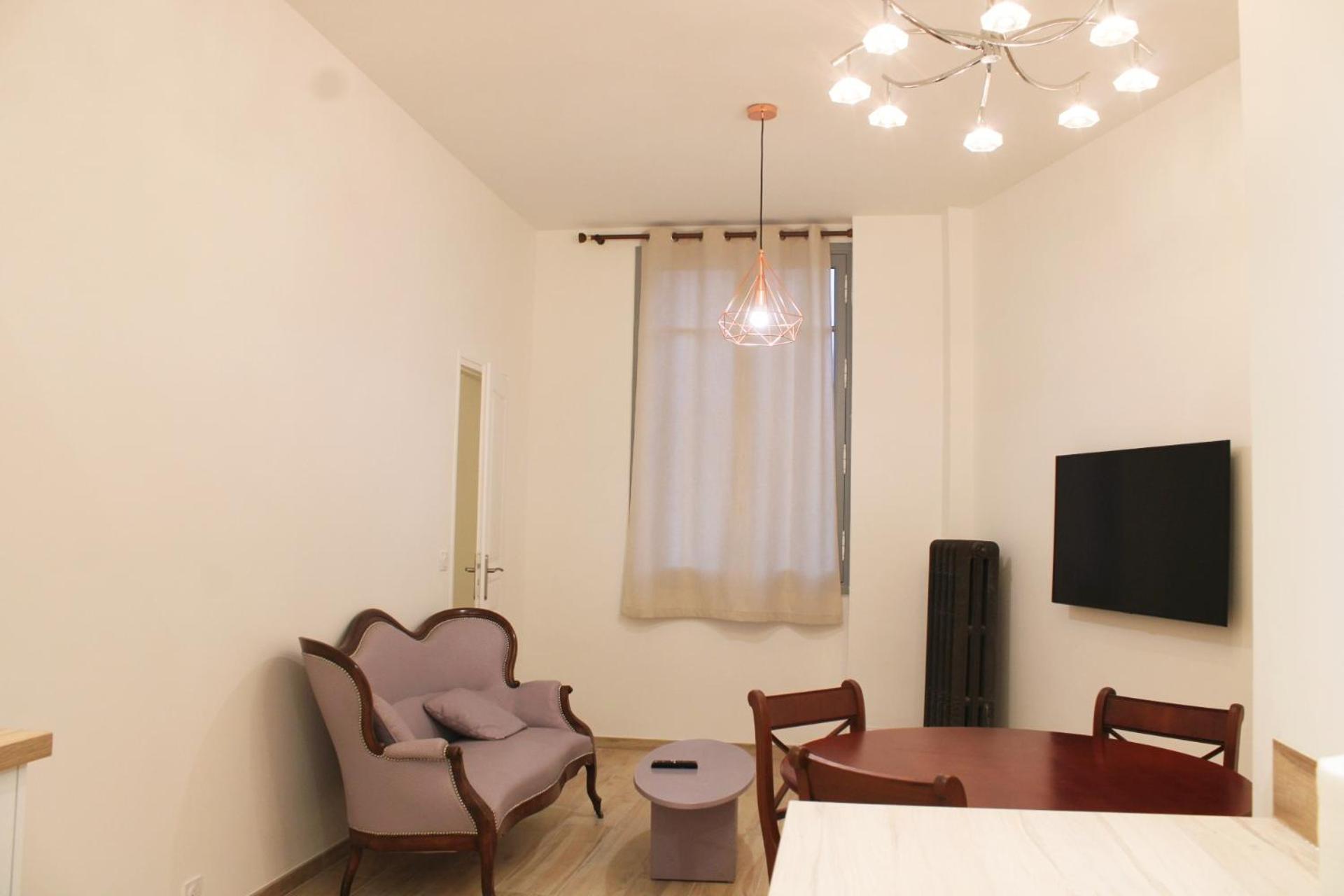 Versailles Direct Royal 4 Pers Apartment Екстериор снимка